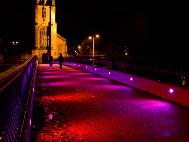 Low energy decorative bridge lighting